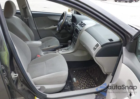 2011 Toyota Corolla Le z USA, uszkodzony, nr VIN 2T1BU4EE9BC640905